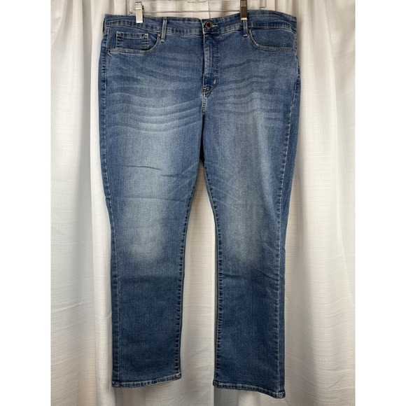 Levi's Denim - LEVIS Signature Gold -Womens 20S Jeans-40x29 "Totally Shaping" Straight-Stretch